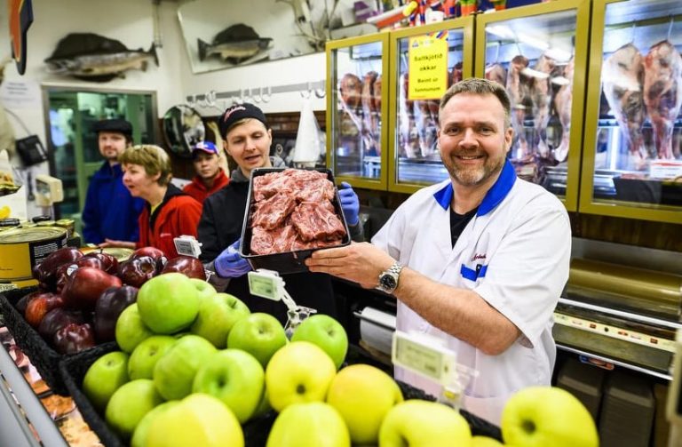 MELABÚÐIN – DO YOU LIKE SERVICE?