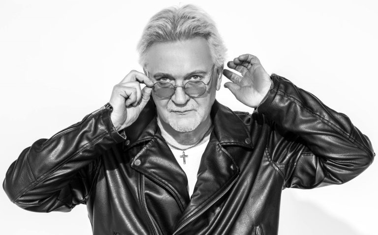 HEBBI EDRÚ Í 17 ÁR