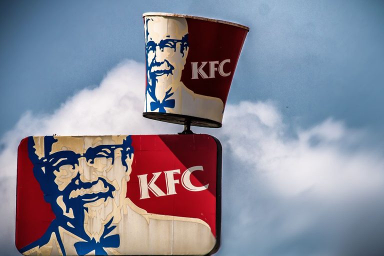 COLONEL SANDERS (135)