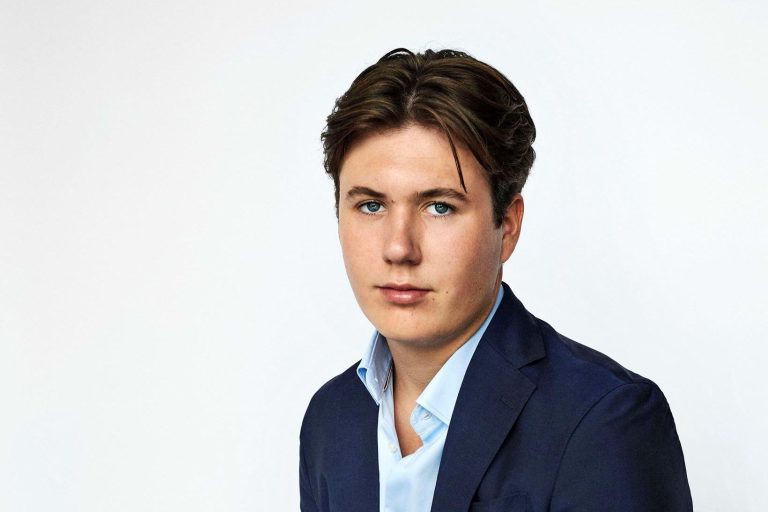 KRÓNPRINS DANA (20)