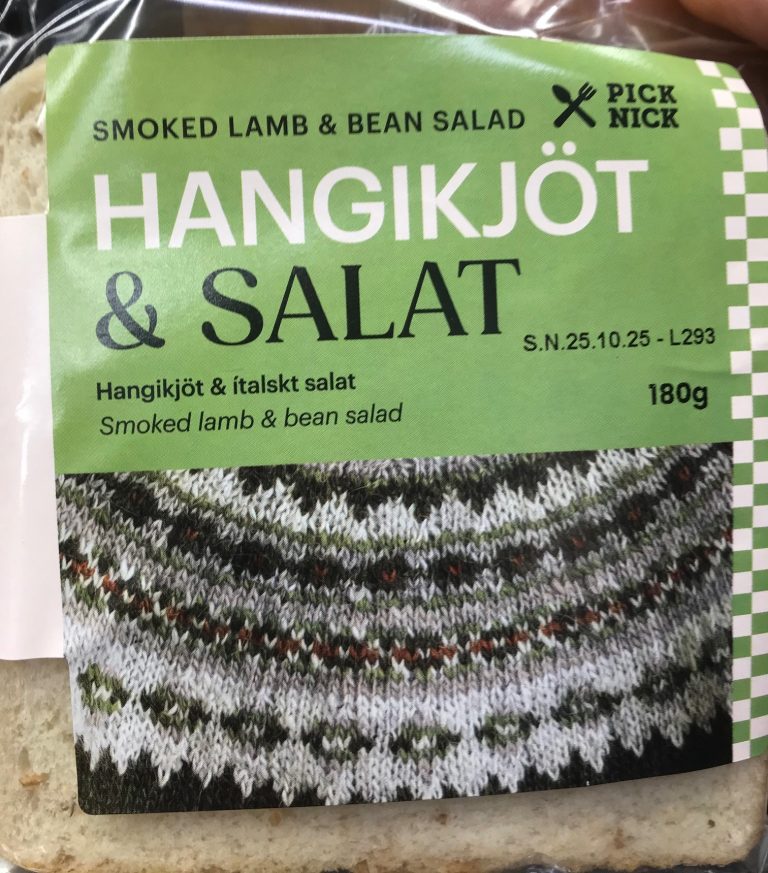 SAMLOKA MEÐ HANGIKJÖTI OG LOPAPEYSU