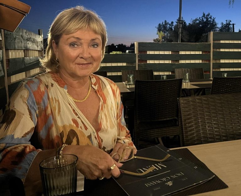 ENGIN KEMUR Í AFMÆLIÐ – ALLIR Í SUMARFRÍI