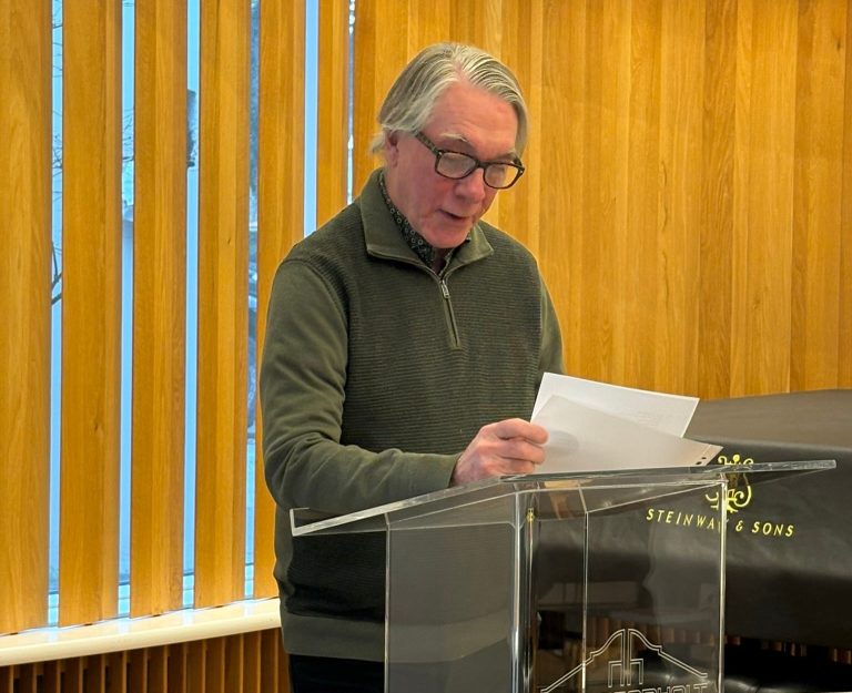 FARÐÍ RASSSGAT ARISTÓTELES!