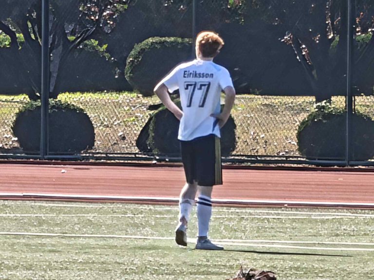 EIRIKSSON Í SJANGHÆ