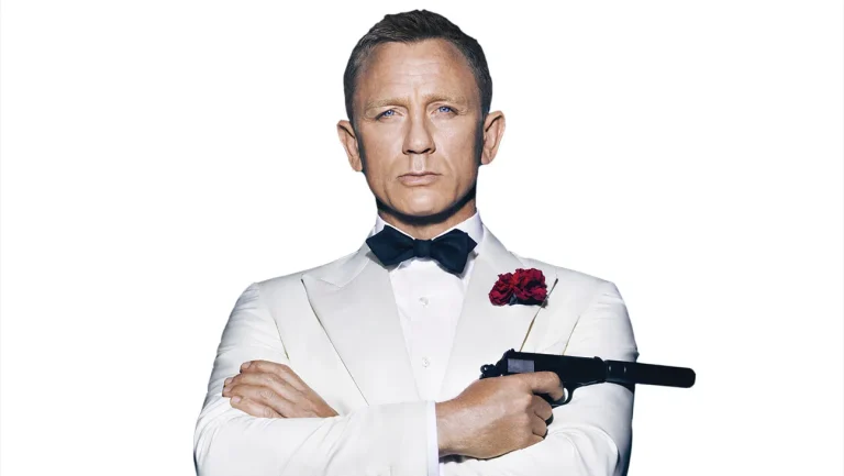 DANIEL „BOND“ CRAIG (58)
